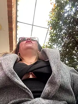 Luna-nevada online show from January 12, 2026, 5:20 pm