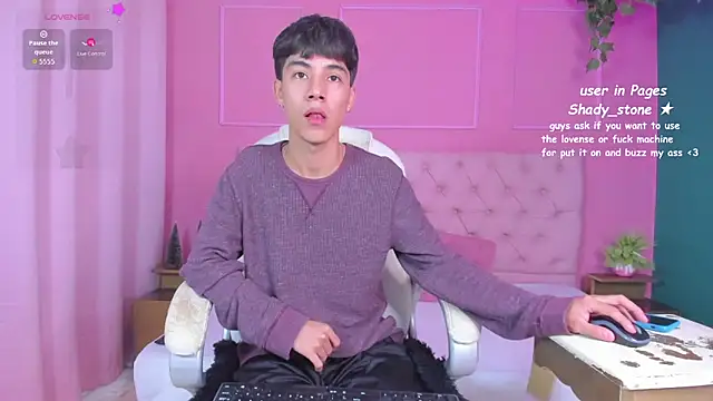 Snapshot of SHADY_STONE chatting on December 21, 2025, 10:54 pm SHADY STONE online show from December 21, 2025, 10:54 pm