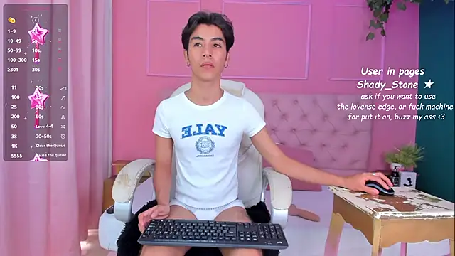 Snapshot of SHADY_STONE chatting on September 12, 2025, 9:47 pm SHADY STONE online show from September 12, 2025, 9:47 pm