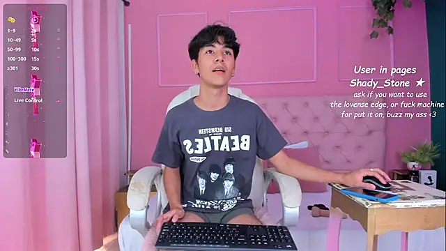 Snapshot of SHADY_STONE chatting on September 11, 2025, 9:15 pm SHADY STONE online show from September 11, 2025, 9:15 pm