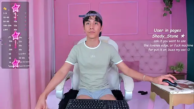 Snapshot of SHADY_STONE chatting on September 14, 2025, 9:59 pm SHADY STONE online show from September 14, 2025, 9:59 pm