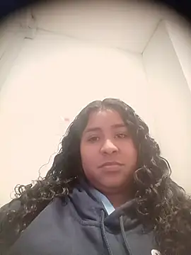 Snapshot of Paula6Colombia chatting on December 2, 2025, 10:33 pm Paula6Colombia online show from December 2, 2025, 10:33 pm