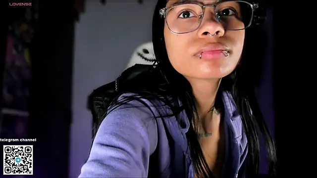 Snapshot of sofiafenty chatting on December 19, 2025, 11:01 am sofiafenty online show from December 19, 2025, 11:01 am