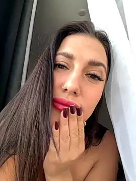 AleksandraRich online show from September 18, 2025, 3:31 am