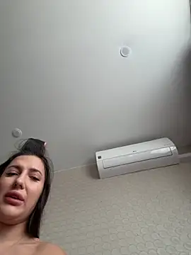 AleksandraRich online show from November 7, 2025, 3:33 am