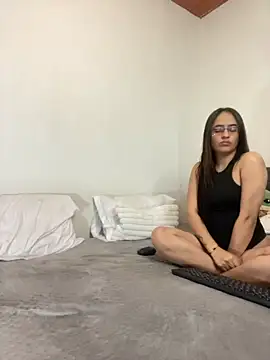 lannebecker online show from November 30, 2025, 5:08 am