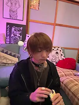 ryokunero online show from September 12, 2025, 3:39 am