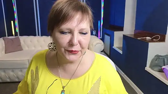 Kira Kenet online show from March 11, 2025, 9:04 pm