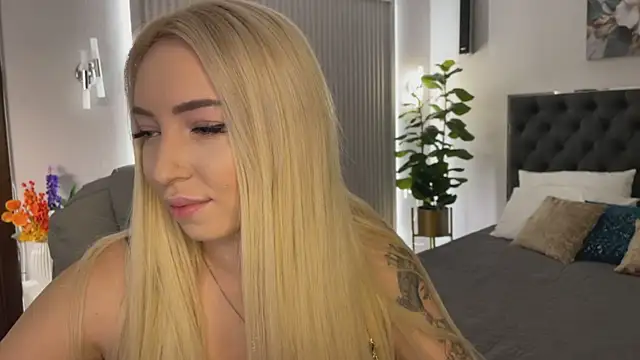 OhMyEmma online show from November 6, 2025, 1:20 am