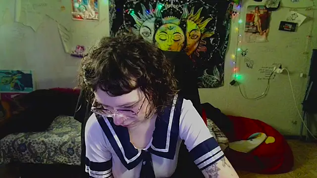 Snapshot of Lil_foxxx chatting on July 15, 2026, 12:34 pm Lil foxxx online show from July 15, 2026, 12:34 pm