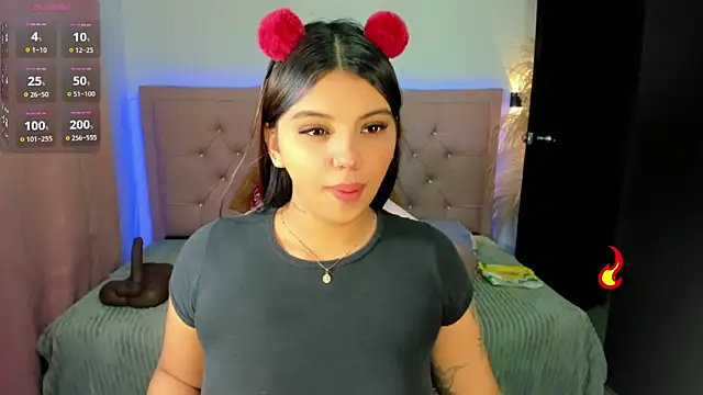 Ashley dolll online show from February 9, 2026, 9:02 pm