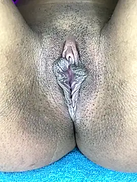 Snapshot of the_crazysex chatting on November 18, 2025, 12:30 pm the crazysex online show from November 18, 2025, 12:30 pm