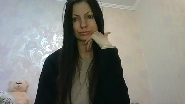 AliseWats online show from April 13, 2026, 9:19 pm