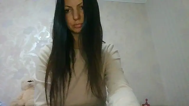 AliseWats online show from May 18, 2026, 8:35 pm