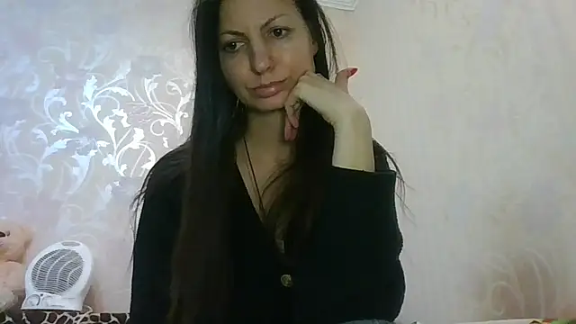 Snapshot of AliseWats chatting on January 6, 2026, 6:56 pm AliseWats online show from January 6, 2026, 6:56 pm