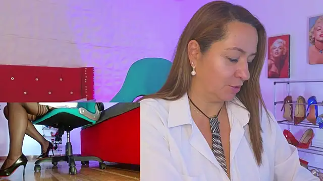 Snapshot of weet_Evans___ chatting on October 7, 2025, 3:40 am weet Evans online show from October 7, 2025, 3:40 am