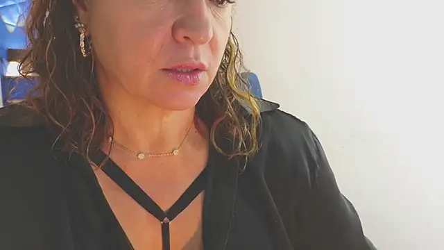 Snapshot of weet_Evans___ chatting on March 21, 2025, 6:05 am weet Evans online show from March 21, 2025, 6:05 am