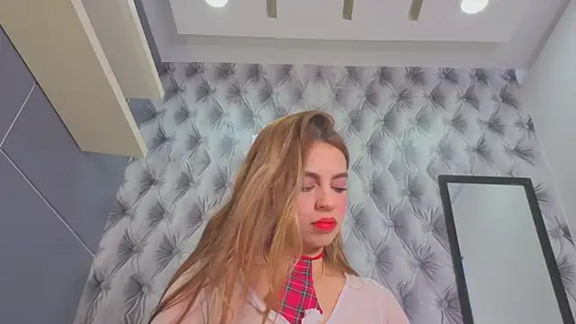  Gabytaylor online show from April 17, 2026, 11:24 am