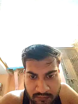 mpaale11 online show from October 4, 2025, 7:59 pm