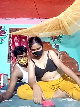 Papri Couple online show from April 21, 2026, 8:10 am