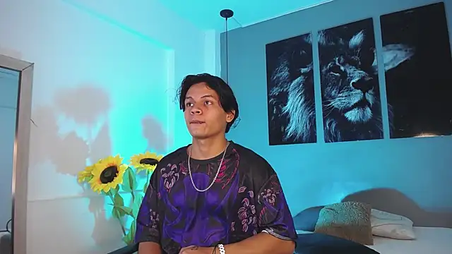 Snapshot of Draco_collins chatting on October 18, 2025, 8:00 pm Draco collins online show from October 18, 2025, 8:00 pm