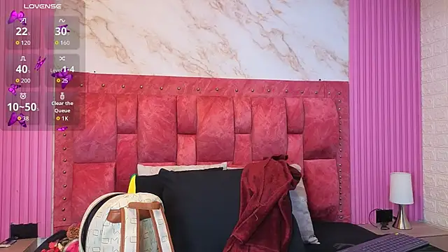 goldilockss15 online show from April 6, 2026, 11:00 am