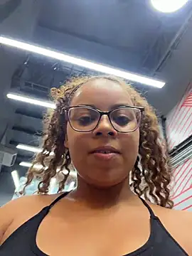 Snapshot of AlesiaCooper chatting on March 21, 2026, 7:29 pm AlesiaCooper online show from March 21, 2026, 7:29 pm