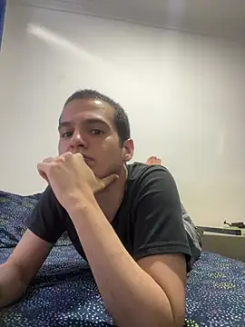 Thiagobb7 online show from February 28, 2026, 10:31 pm