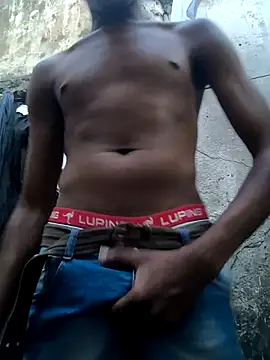 Snapshot of 2BigBlacxxx chatting on September 20, 2025, 8:47 pm 2BigBlacxxx online show from September 20, 2025, 8:47 pm