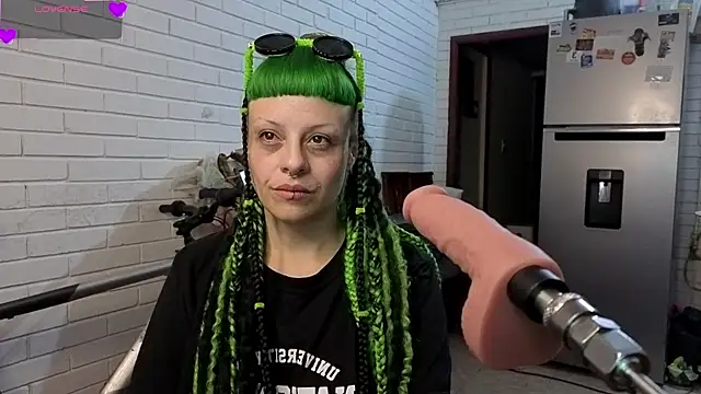 freyaa sorcerees online show from October 12, 2025, 1:18 am