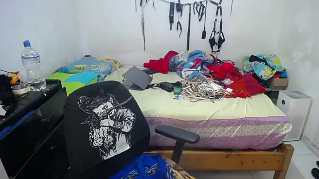 freyaa sorcerees online show from March 18, 2025, 4:07 am