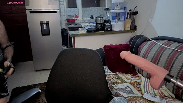 freyaa sorcerees online show from October 31, 2025, 5:04 am