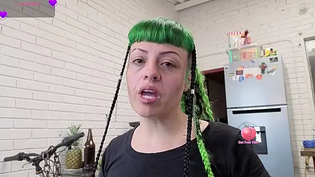 freyaa sorcerees online show from September 14, 2025, 7:47 pm