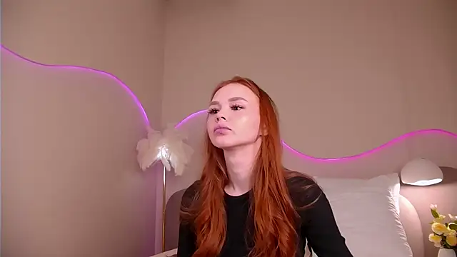 Snapshot of MiraBliss chatting on November 29, 2025, 7:36 pm MiraBliss online show from November 29, 2025, 7:36 pm