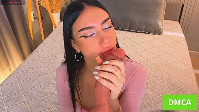 Snapshot of aGaGatha chatting on September 10, 2025, 8:24 am aGaGatha online show from September 10, 2025, 8:24 am