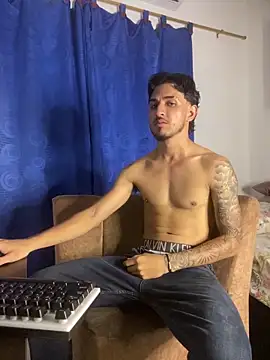 Snapshot of Zayn_kane chatting on March 5, 2026, 1:02 am Zayn kane online show from March 5, 2026, 1:02 am