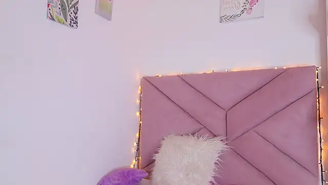 eva sin18 online show from February 12, 2026, 2:00 am