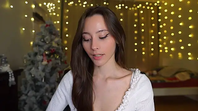 Snapshot of EditaBails chatting on December 18, 2025, 7:40 pm EditaBails online show from December 18, 2025, 7:40 pm