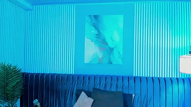 roxy hell online show from November 27, 2025, 12:05 pm