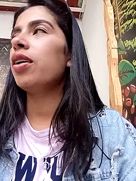 Snapshot of Nathaly_12 chatting on November 21, 2025, 7:24 pm Nathaly 12 online show from November 21, 2025, 7:24 pm