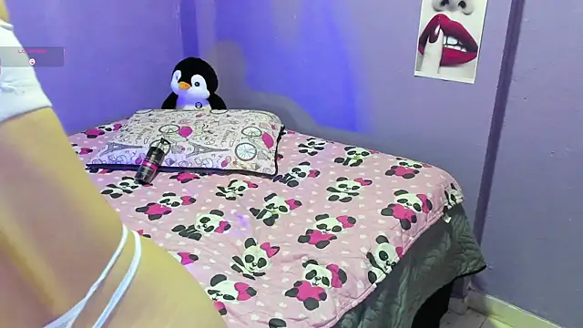 lizeth sweet online show from November 18, 2025, 8:17 am