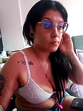 DaniPoison online show from October 19, 2025, 6:10 pm