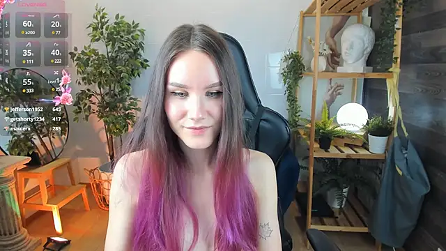 Clare  Florence online show from March 18, 2025, 4:39 pm