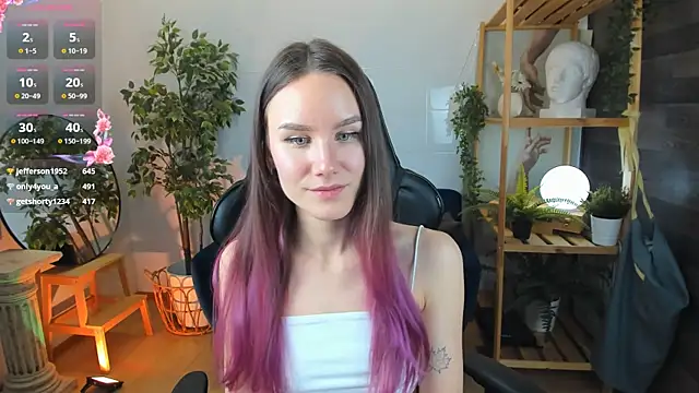 Clare  Florence online show from March 18, 2025, 7:44 pm