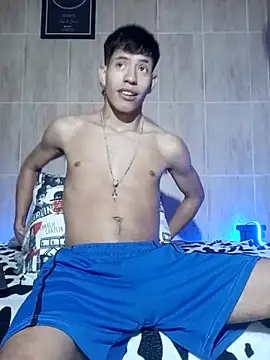 Snapshot of dareck_18 chatting on February 25, 2026, 11:48 pm dareck 18 online show from February 25, 2026, 11:48 pm