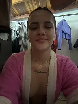 Snapshot of Paulet_Johnson chatting on December 4, 2025, 7:46 pm Paulet Johnson online show from December 4, 2025, 7:46 pm