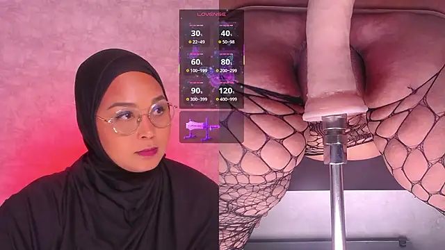 BBWHijab online show from March 5, 2026, 11:10 pm