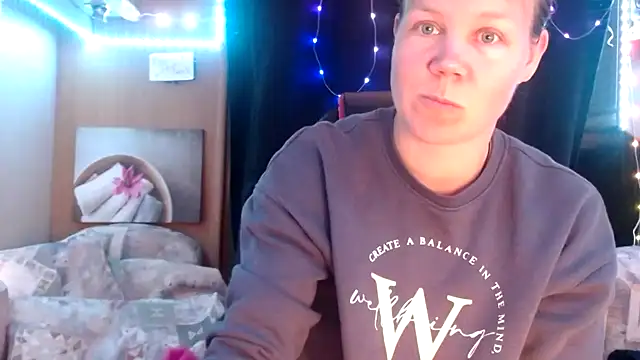 CallMeMaria online show from March 3, 2025, 10:06 am