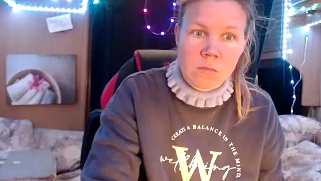 CallMeMaria online show from March 11, 2025, 11:12 am