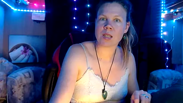 CallMeMaria online show from March 12, 2025, 9:03 pm